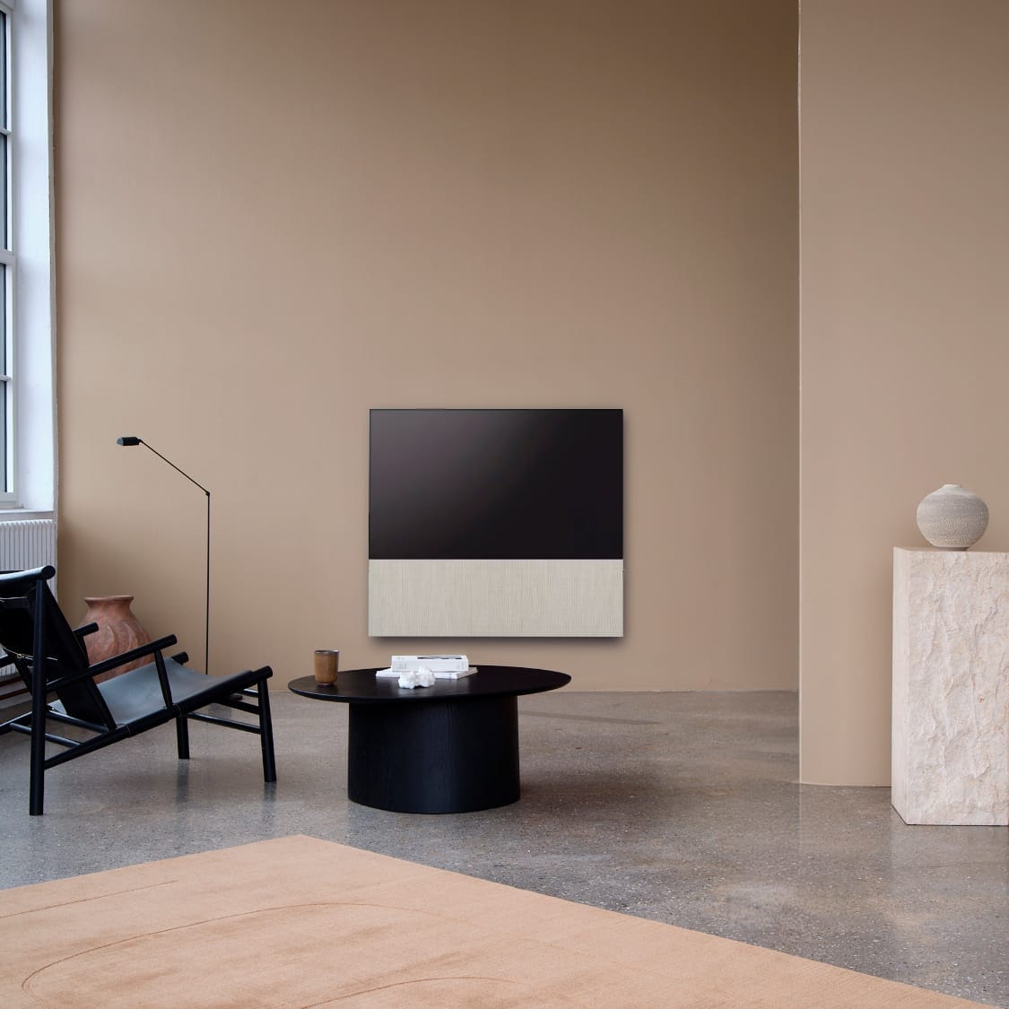 Canvas_55_Light_Grey_wall