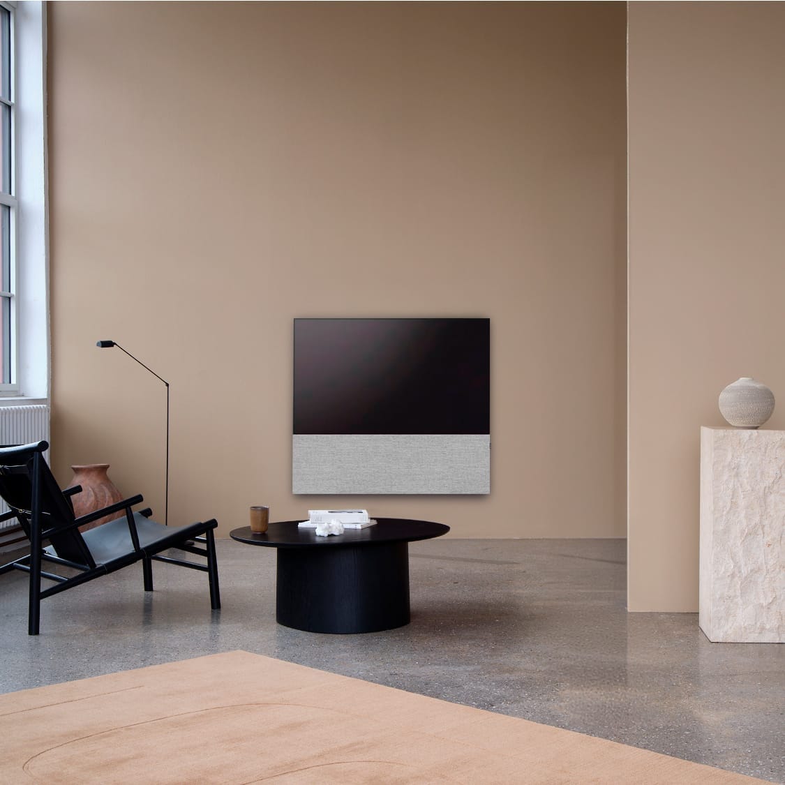 Canvas_55_Structure_Grey_wall